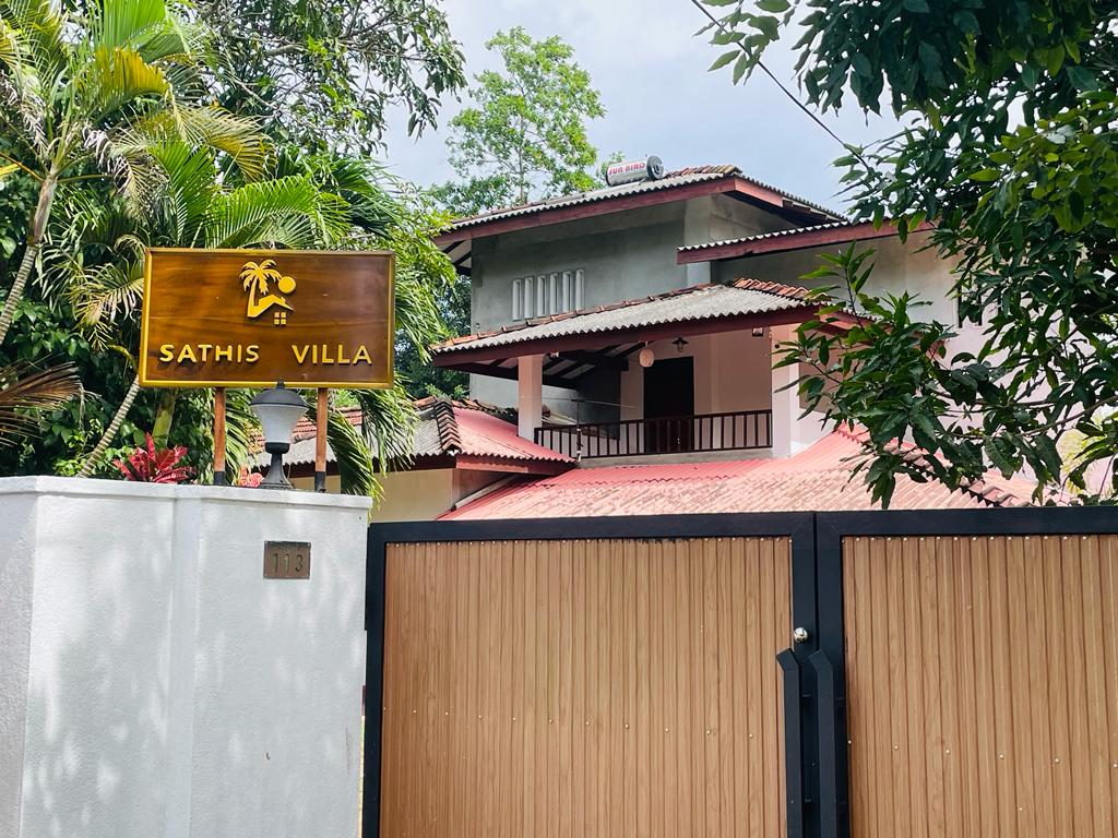 Sathis Villa